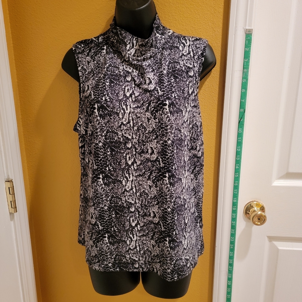 Pretty soft fabric top